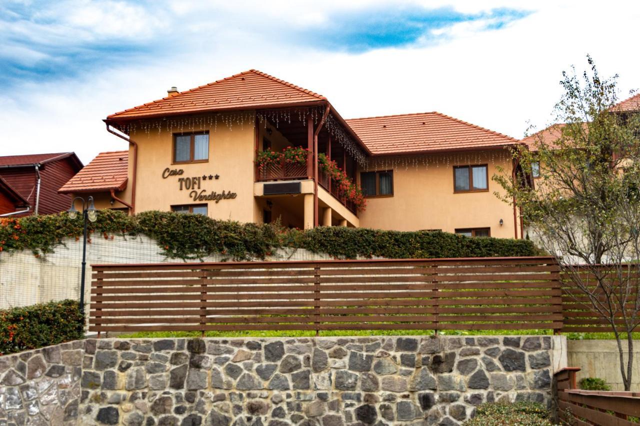 Casa Tofi Vendeghaz Aparthotel Praid Buitenkant foto